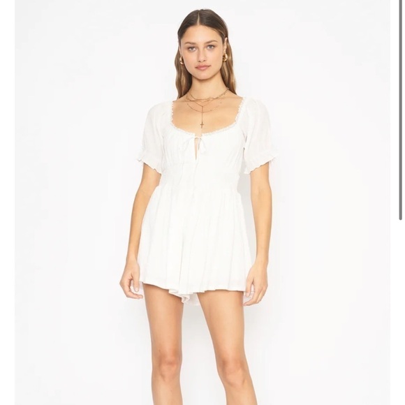 Anthropologie Pants - Anthro 4Sienna Colby Ruffled Romper